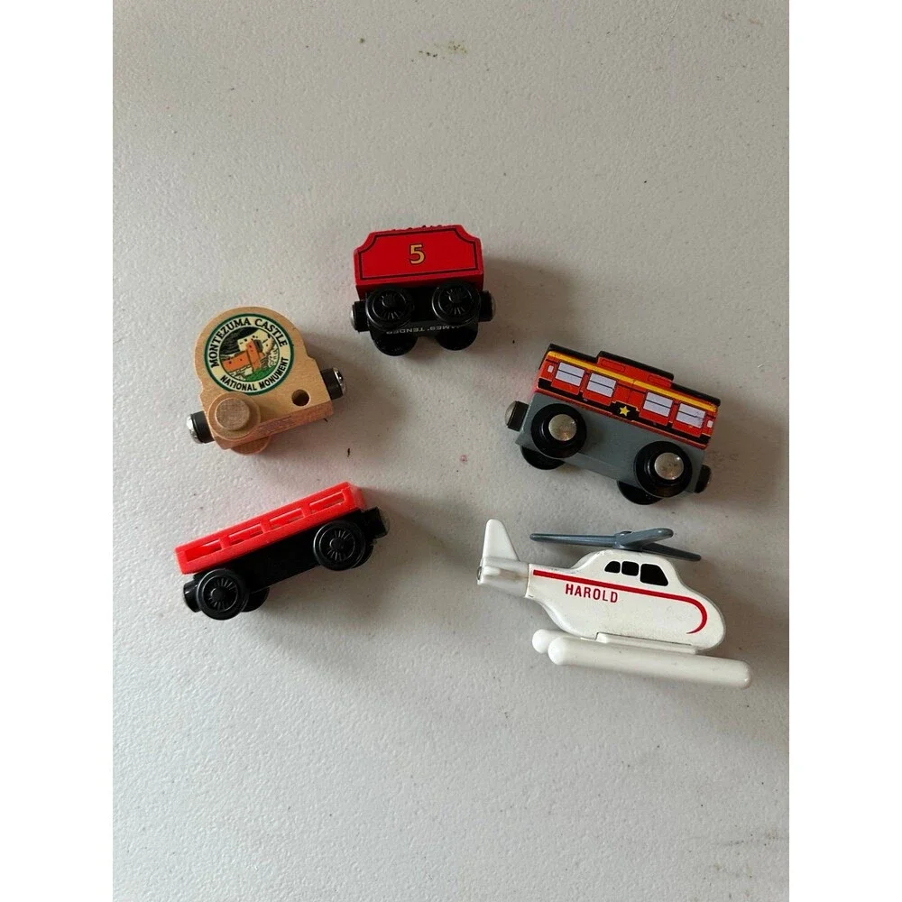 30+ Various Vintage Thomas Wooden Toys Vehicles Bridges Train Tracks Mixed Lot